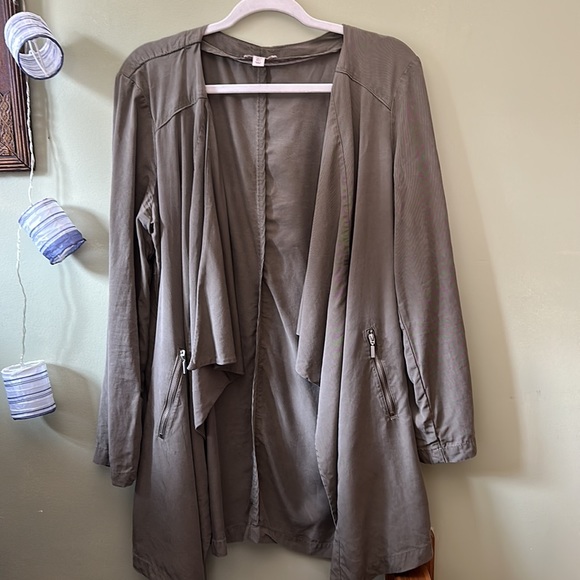 Eliane Rose Jackets & Blazers - Olive Green Women's Blazer